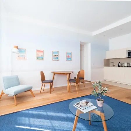 Proche Croisette, Casino, Plages, Centre Et Gare * Cannes